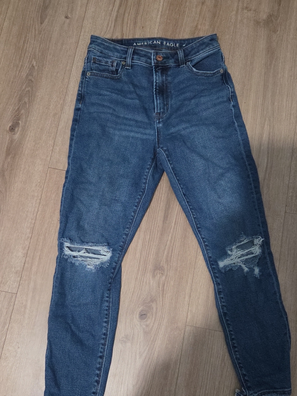 American Eagle Mom Jeans